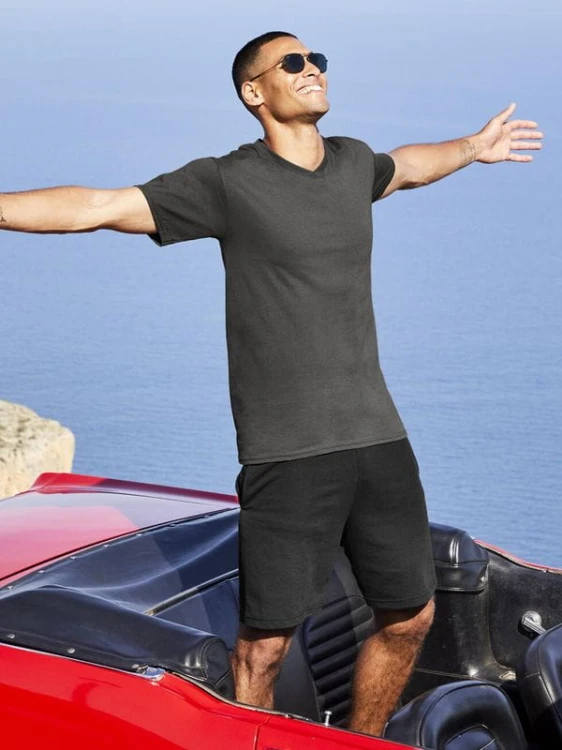 610660 Valueweight V-Neck T