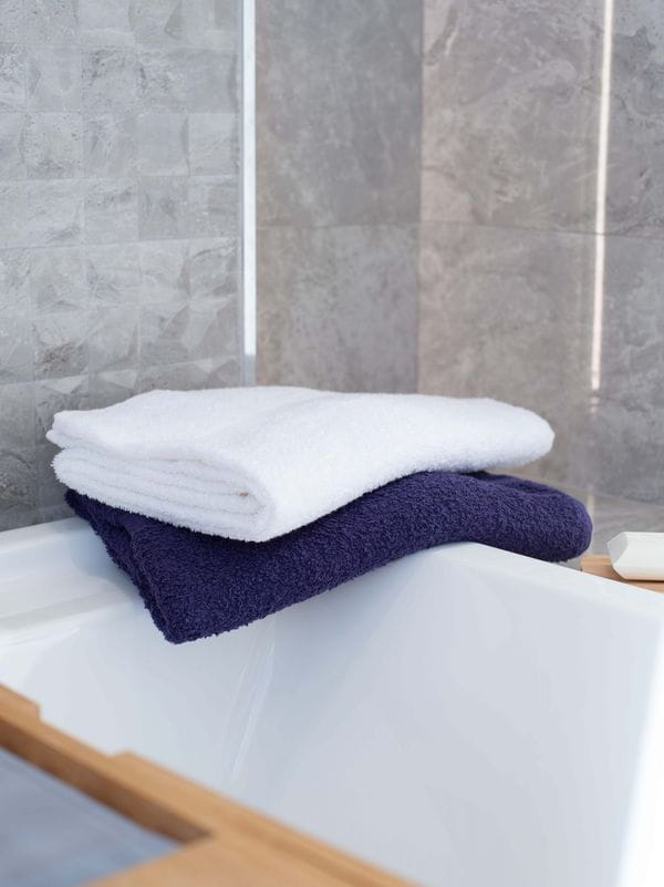 Classic Hand Towel  TC043