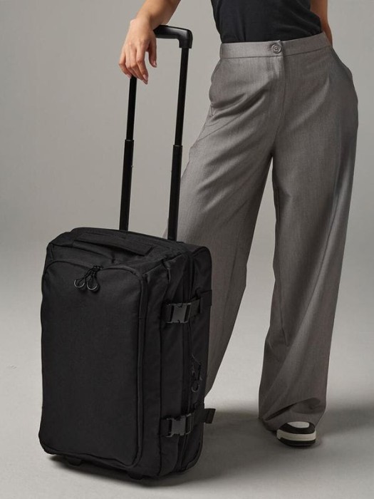 Walizka kabinowa Carry-On Escape BG481