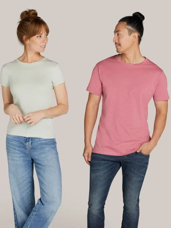 SG Signature Tagless Tee