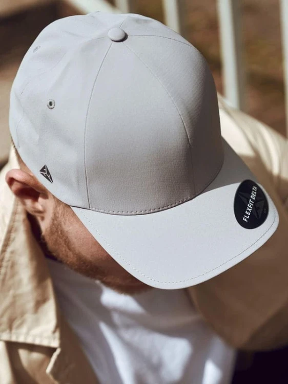 Czapka firmowa z daszkiem Flexfit Delta Cap 180